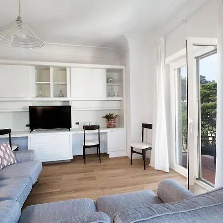 Carmelo Apartment Sorrento