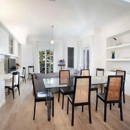 Carmelo Apartment